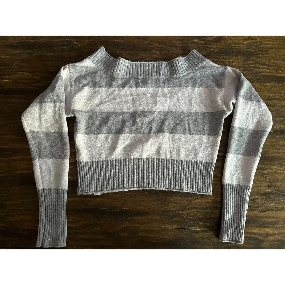 Aeropostale Sweater Womens XSmall Gray White Stripped V-Neck‎ Pullover Cropped